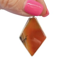 Agate Coloured Necklace Includes Chain - 004